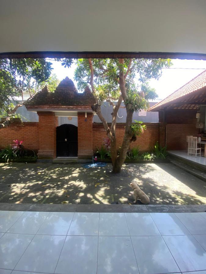 Nita Guest House Bali Canggu Exterior foto