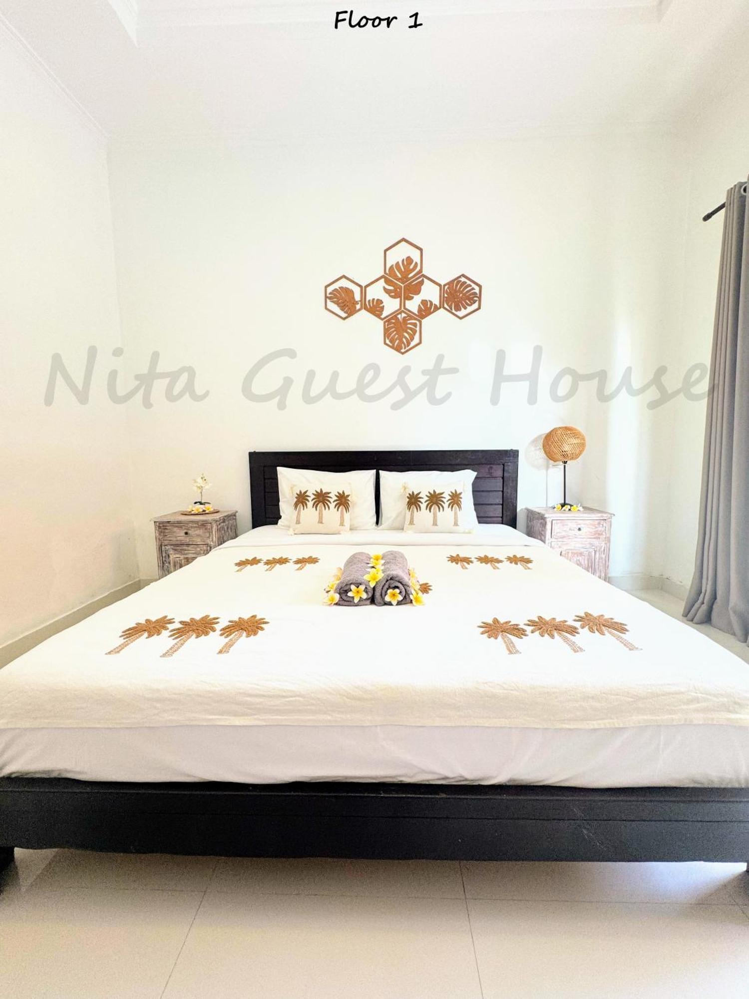 Nita Guest House Bali Canggu Exterior foto